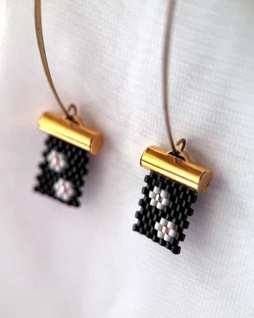 Christrose Perlen-Ohrringe – Hängend - Blumenohrringe - Fleur Du Jour