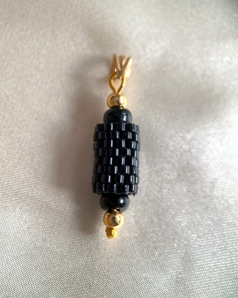 Black beaded pendant crafted in peyote stitch technique from Japanese Miyuki beads - Fleur Du Jour