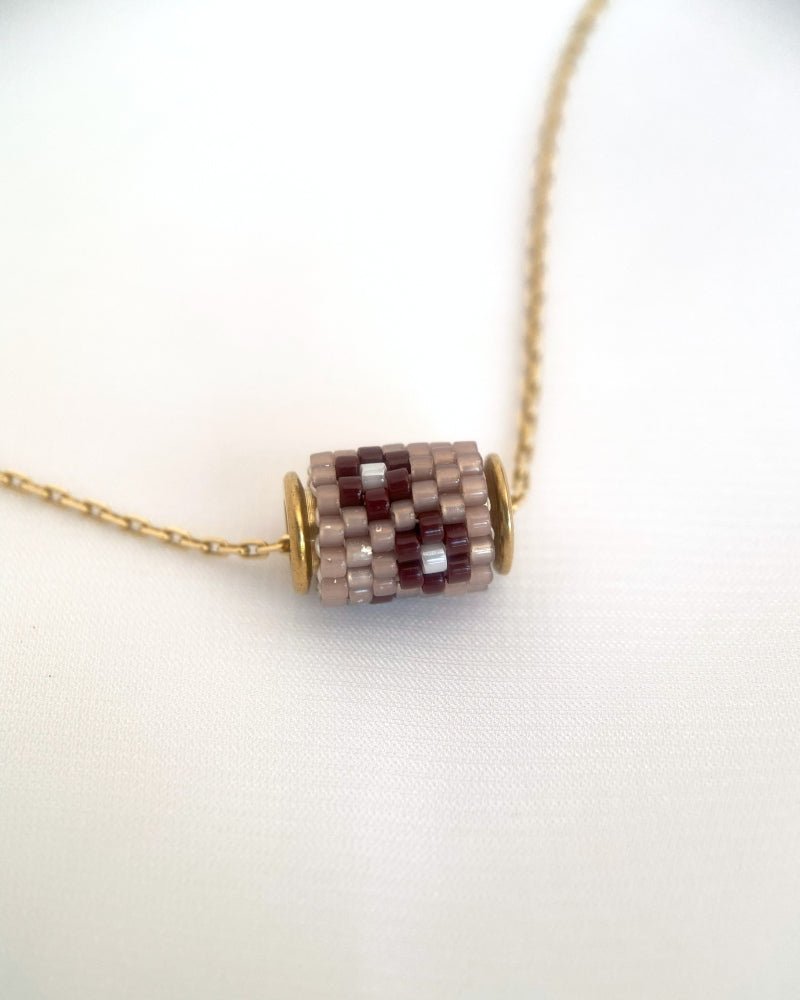 Single beaded pendant crafted in peyote stitch technique from Japanese Miyuki Delica beads in colors inspired by edelweiss flower - Fleur Du Jour