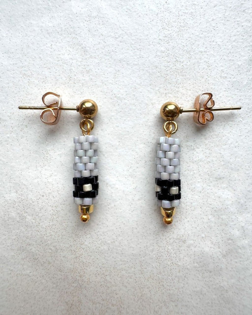 Minimalistic beaded earrings crafted in peyote stitch technique from Japanese Miyuki Delica beads in neutral grey, black and white tones - Fleur Du Jour