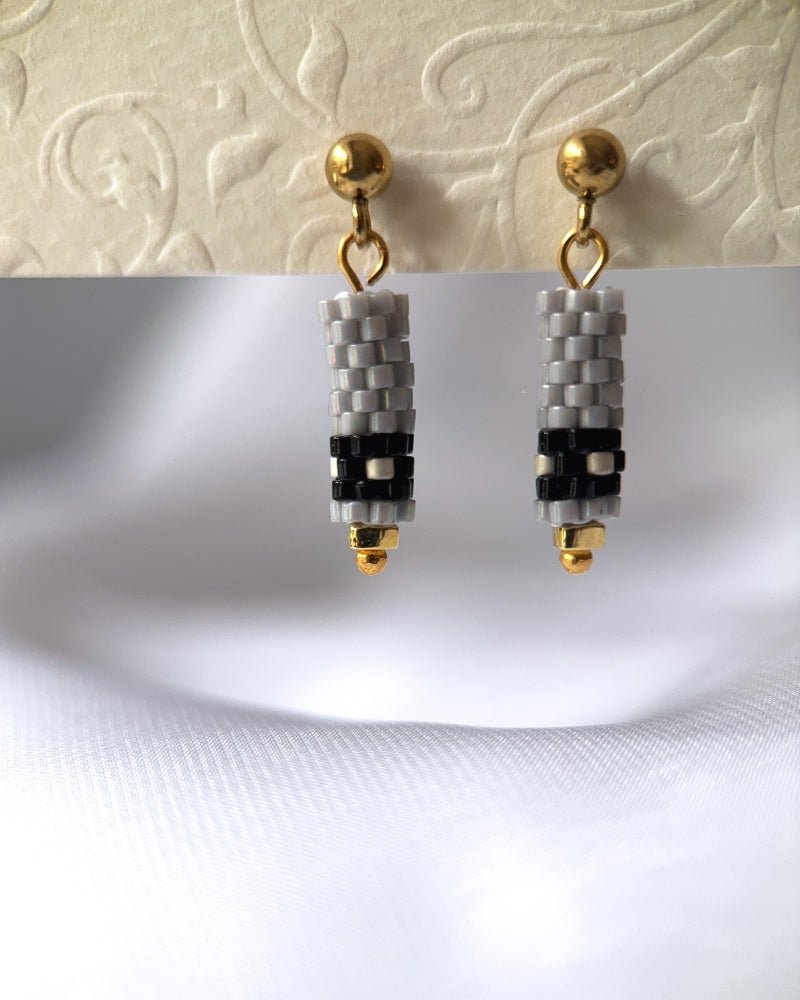 Minimalistic beaded earrings crafted in peyote stitch technique from Japanese Miyuki Delica beads in neutral grey, black and white tones - Fleur Du Jour