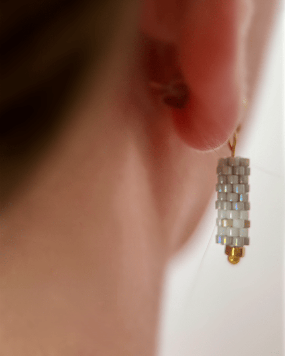 Minimalistic beaded earrings crafted in peyote stitch technique from Japanese Miyuki Delica beads in neutral grey and white tones - Fleur Du Jour