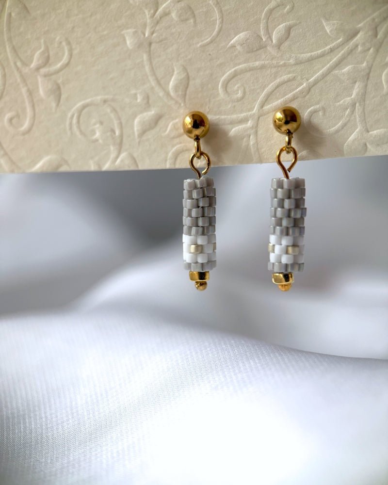 Minimalistic beaded earrings crafted in peyote stitch technique from Japanese Miyuki Delica beads in neutral grey and white tones - Fleur Du Jour