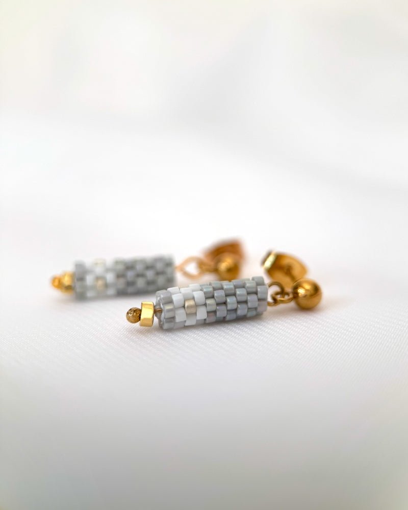 Minimalistic beaded earrings crafted in peyote stitch technique from Japanese Miyuki Delica beads in neutral grey and white tones - Fleur Du Jour