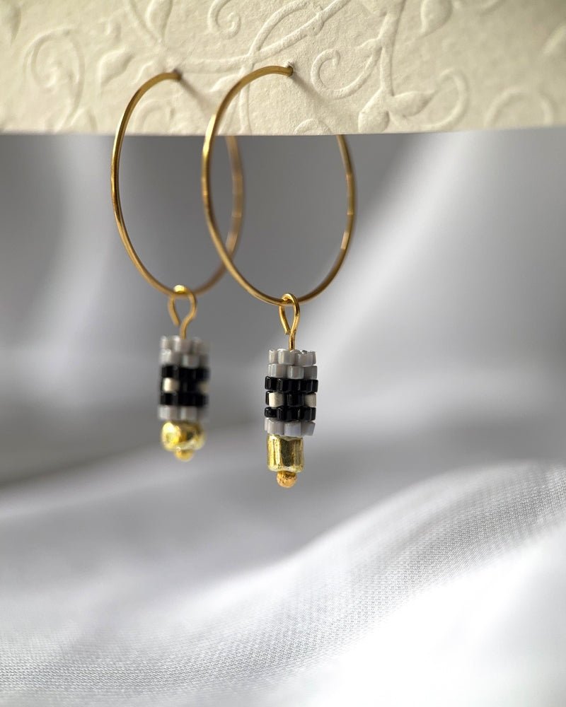 Edelweiß-Creolen: Dein individueller Ohrringstil für jede Tageslaune! - Blumenohrringe - Fleur Du Jour