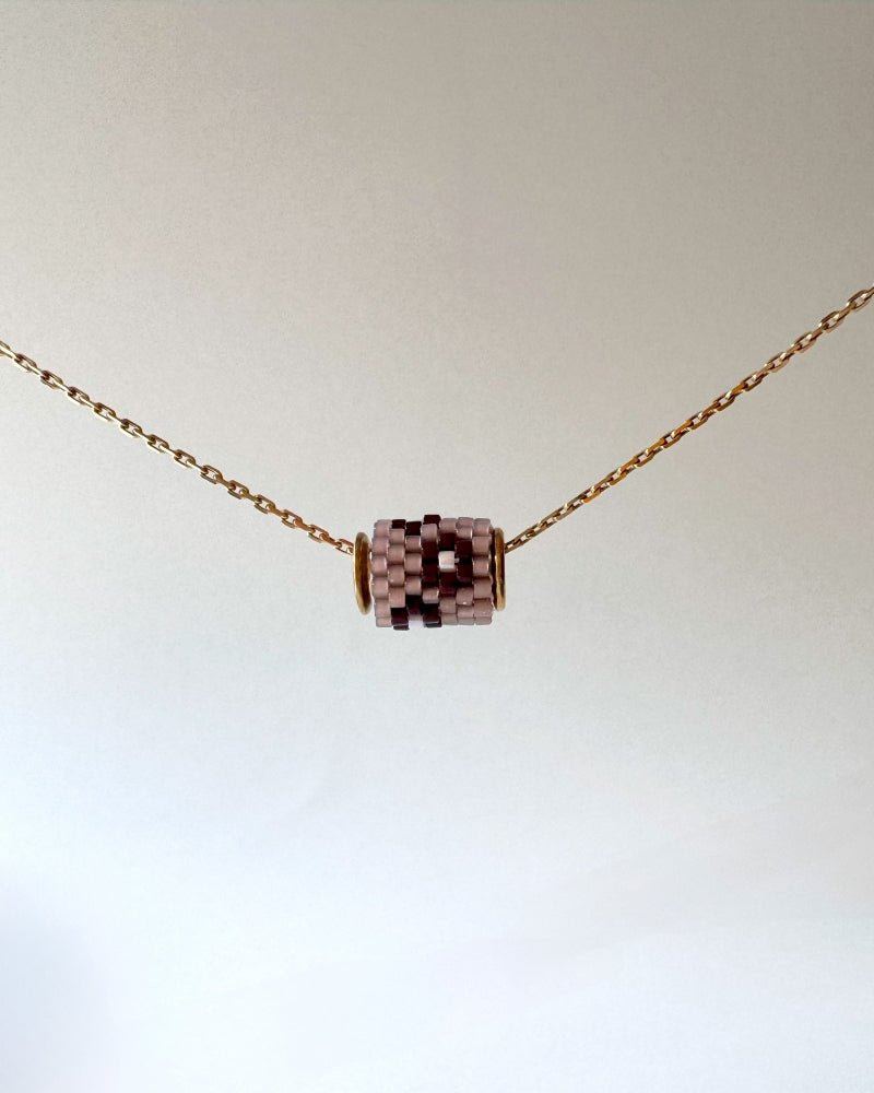 Single beaded pendant crafted in peyote stitch technique from Japanese Miyuki Delica beads in colors inspired by edelweiss flower - Fleur Du Jour