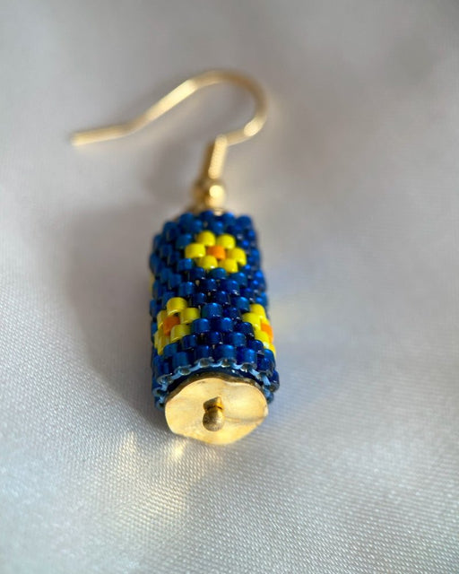 Floral beaded earrings crafted in peyote stitch technique from Japanese Miyuki beads in a color palette inspired by the iris flowers - Fleur Du Jour