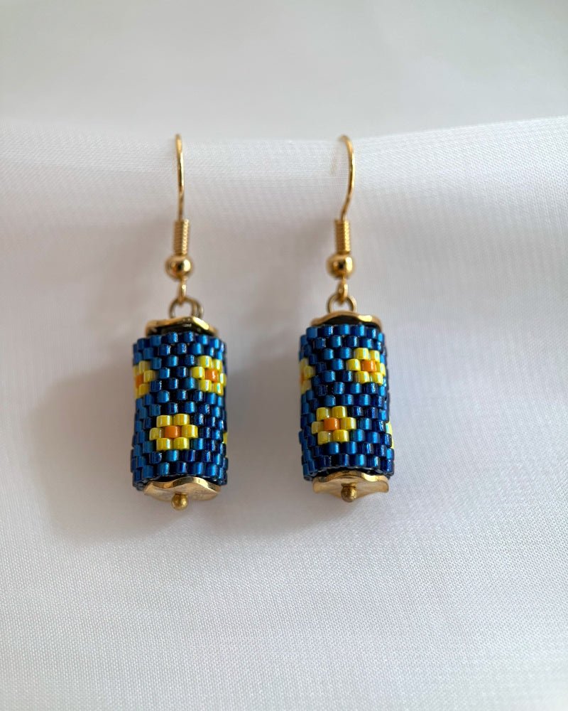Floral beaded earrings crafted in peyote stitch technique from Japanese Miyuki beads in a color palette inspired by the iris flowers - Fleur Du Jour
