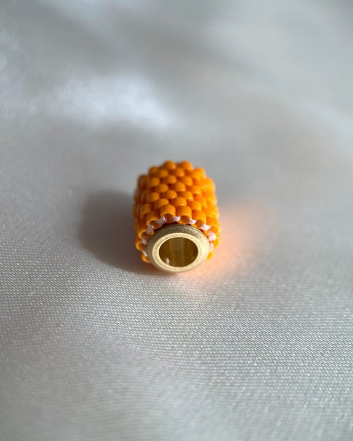 Single beaded orange pendant crafted in peyote stitch technique from Japanese Miyuki beads - Fleur Du Jour