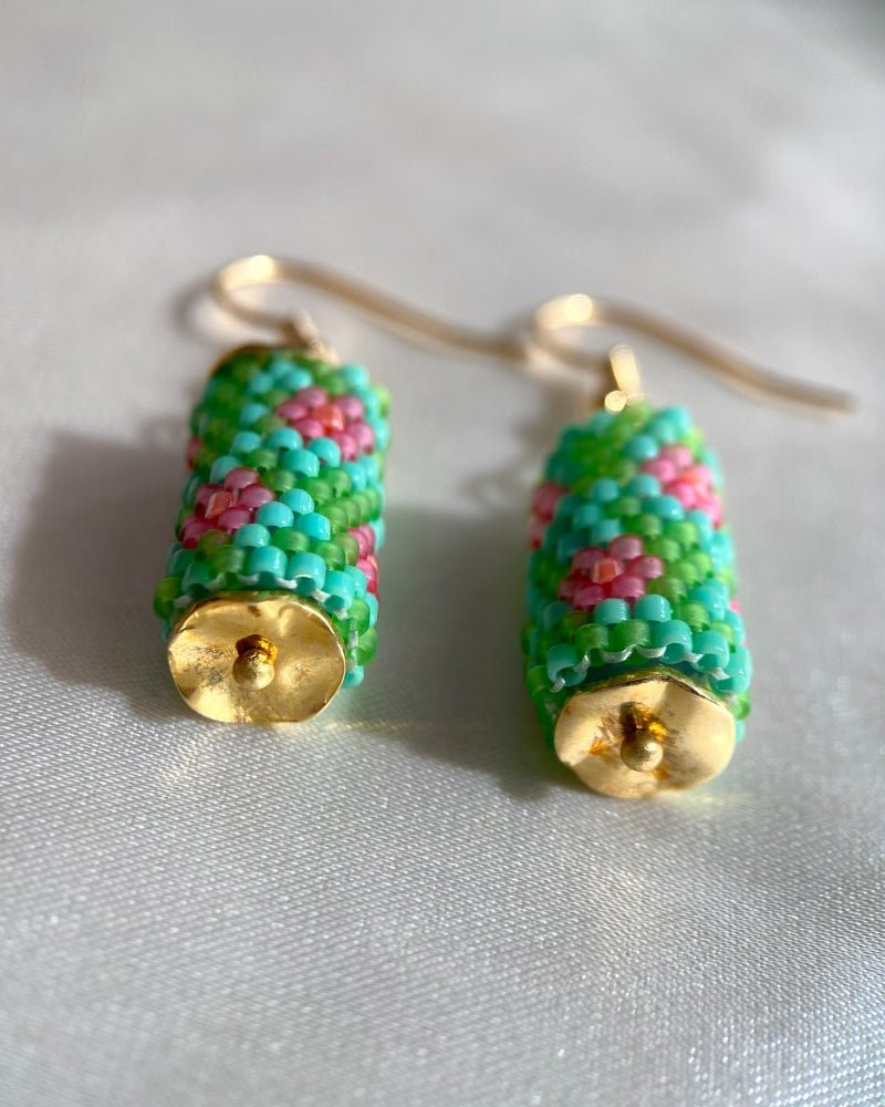 Floral beaded earrings crafted in peyote stitch technique from Miyuki beads in orchid flowers' inspired color palette - Fleur Du Jour