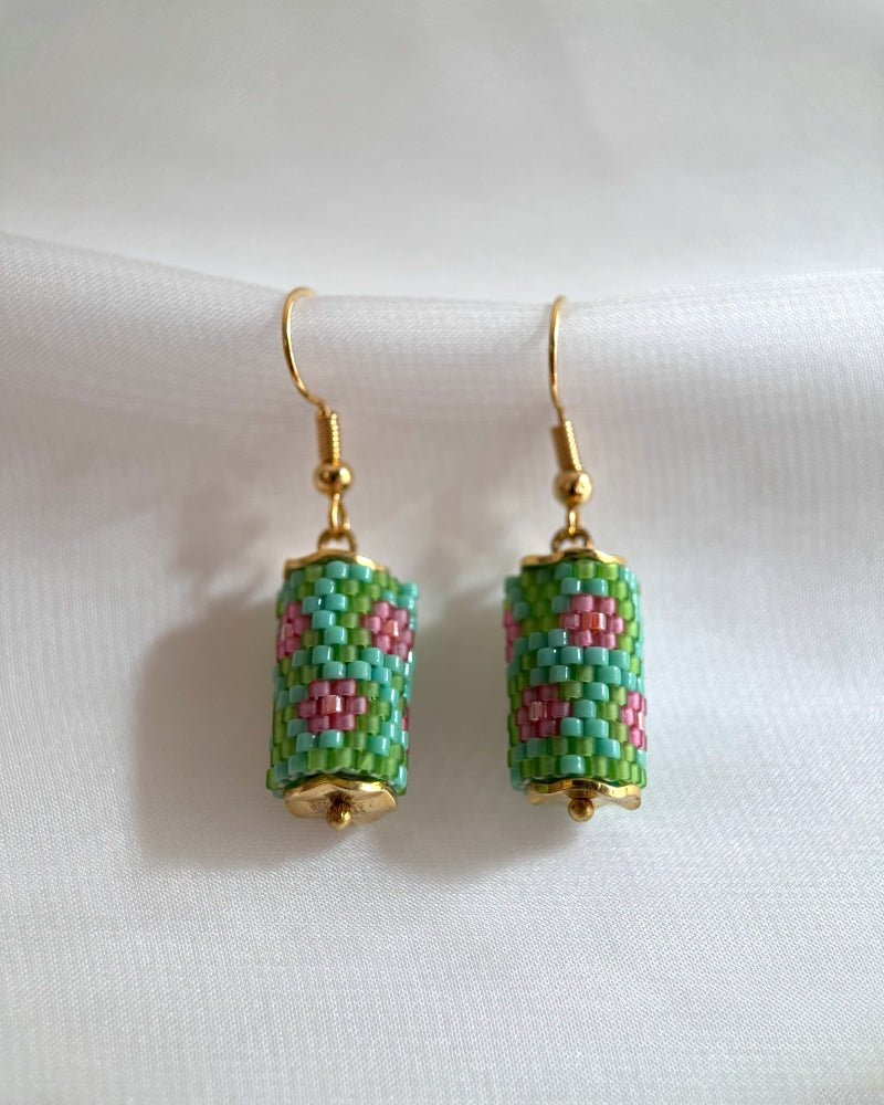 Floral beaded earrings crafted in peyote stitch technique from Miyuki beads in orchid flowers' inspired color palette - Fleur Du Jour