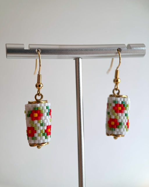 Floral beaded earrings crafted in peyote stitch technique from Miyuki beads in a marigold flowers' inspired color palette - Fleur Du Jour