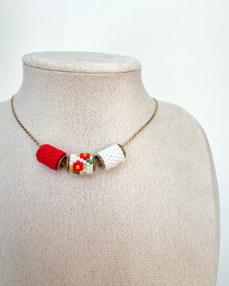 Ringelblume Trio-Halskette: Charmante Eleganz - Fleur Du Jour