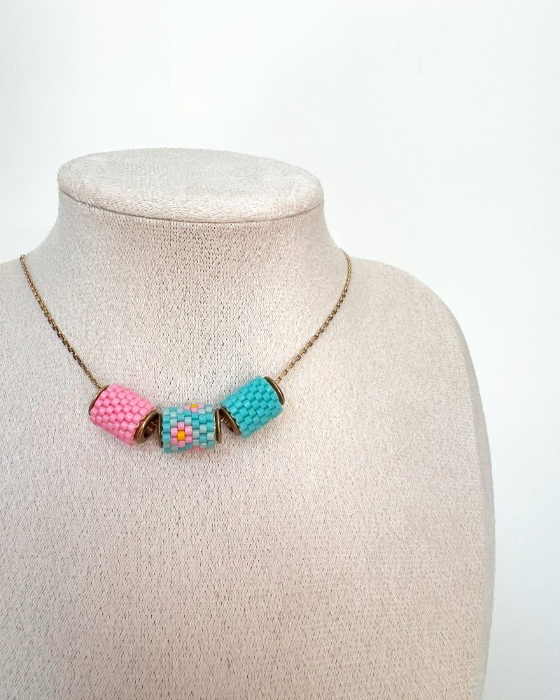 Rosen Trio - Zauberhafte Halskette - Fleur Du Jour