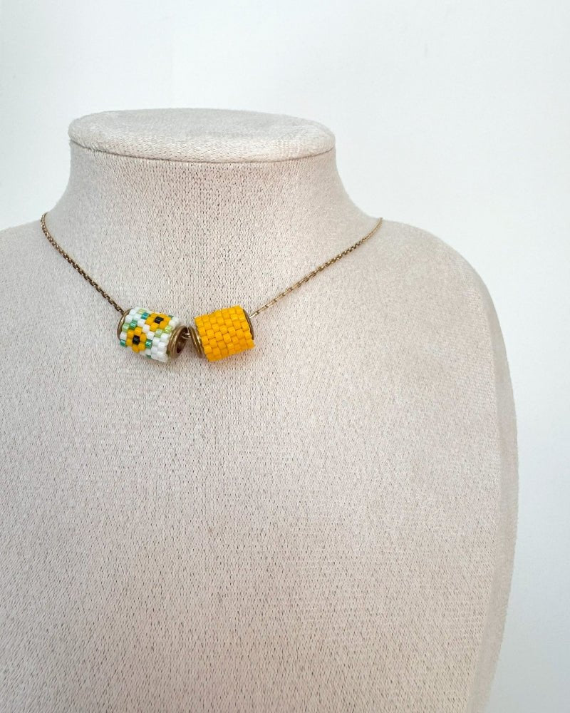 Sonnenblume Trio-Halskette: Ein strahlendes Accessoire - Fleur Du Jour