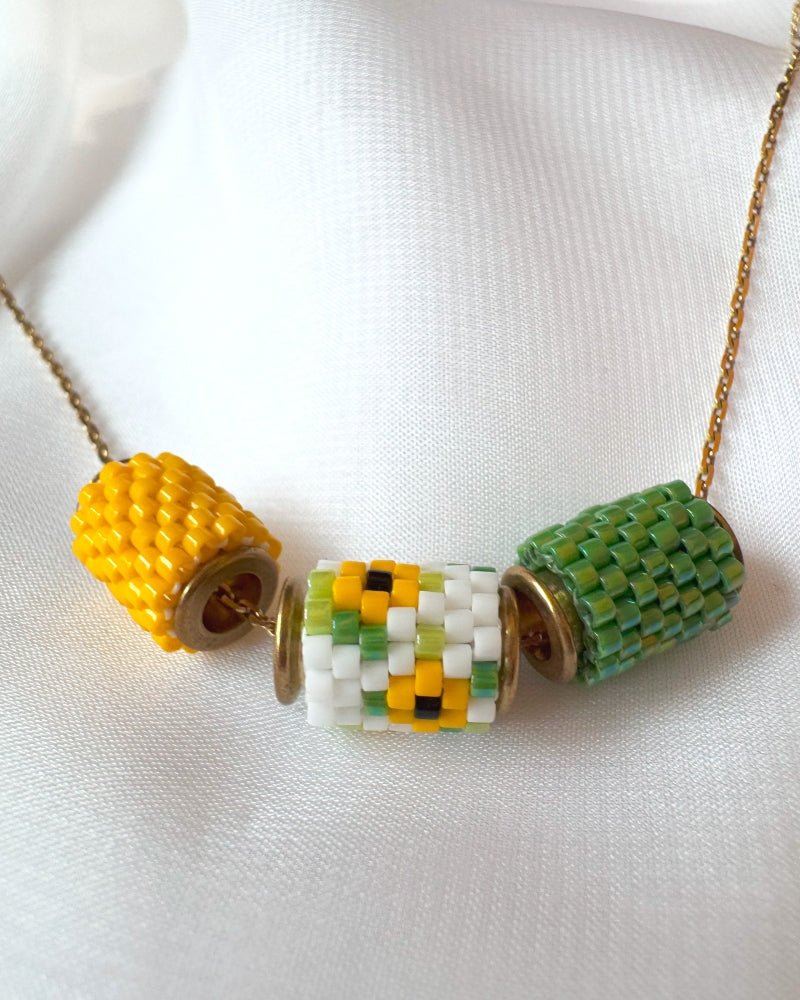 Sonnenblume Trio-Halskette: Ein strahlendes Accessoire - Fleur Du Jour