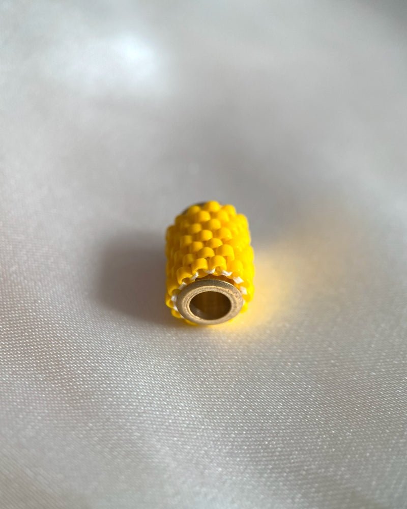Single beaded pendant crafted in peyote stitch technique from Japanese Miyuki beads in yellow color - Fleur Du Jour